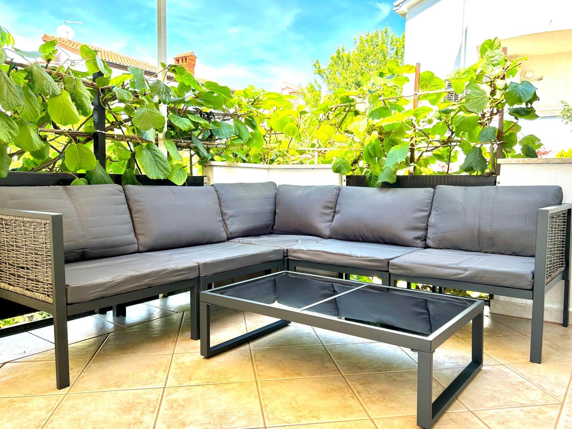 Corinne Garden Apartment